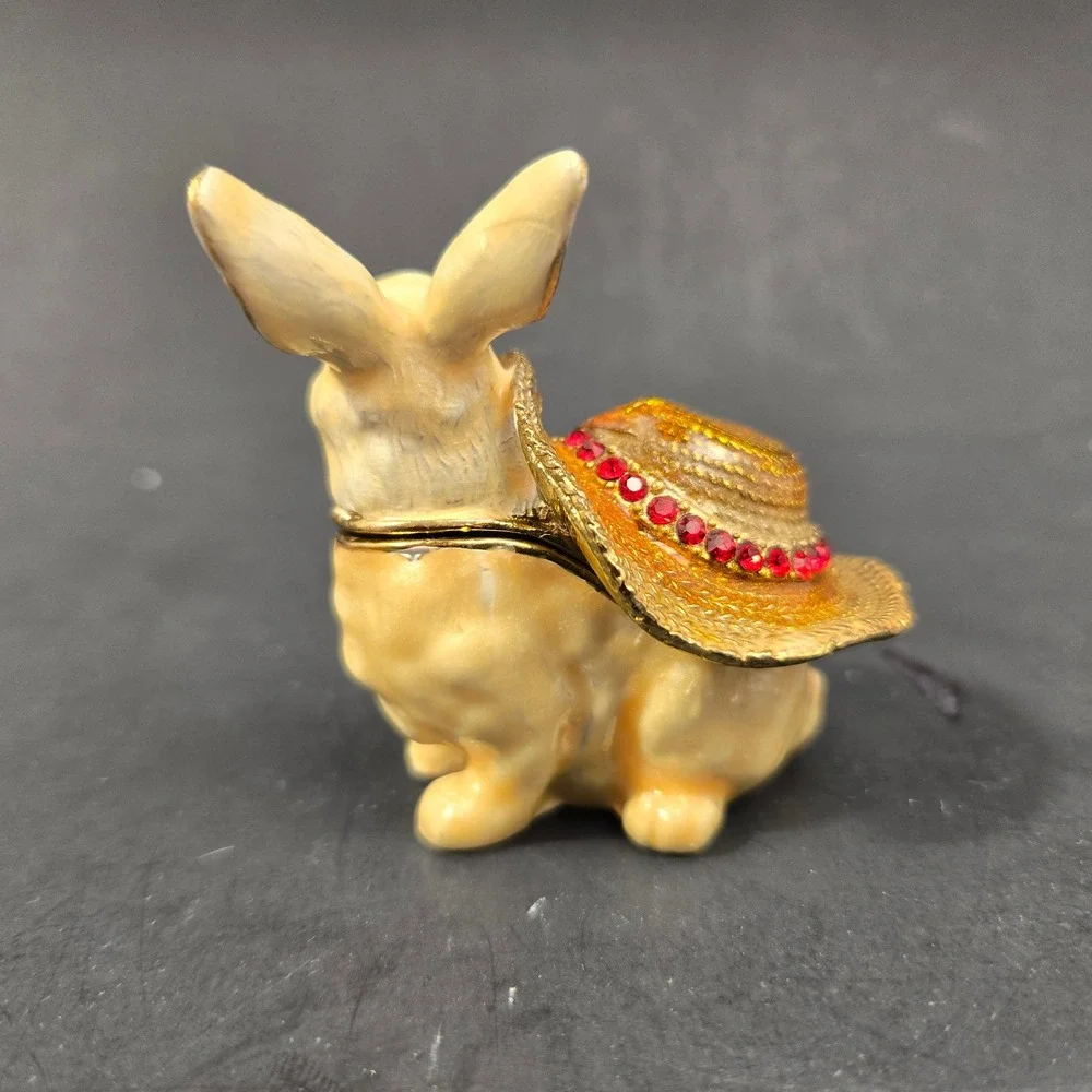 Enamel Bunny Rabbit Trinket Box Jeweled Hinged Straw Hat Figurine Gold Tone